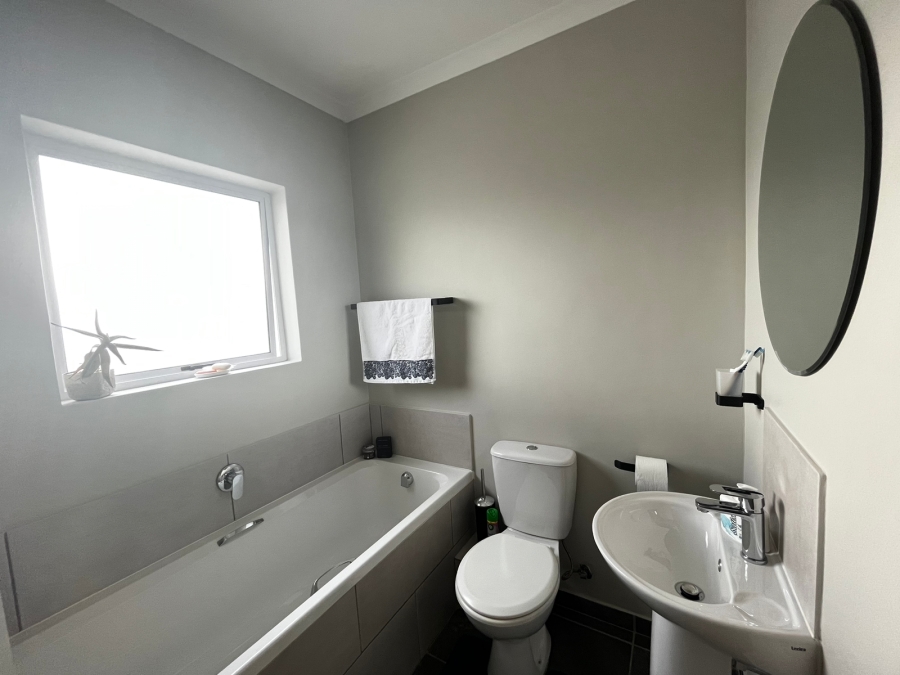 To Let 3 Bedroom Property for Rent in Haasendal Western Cape